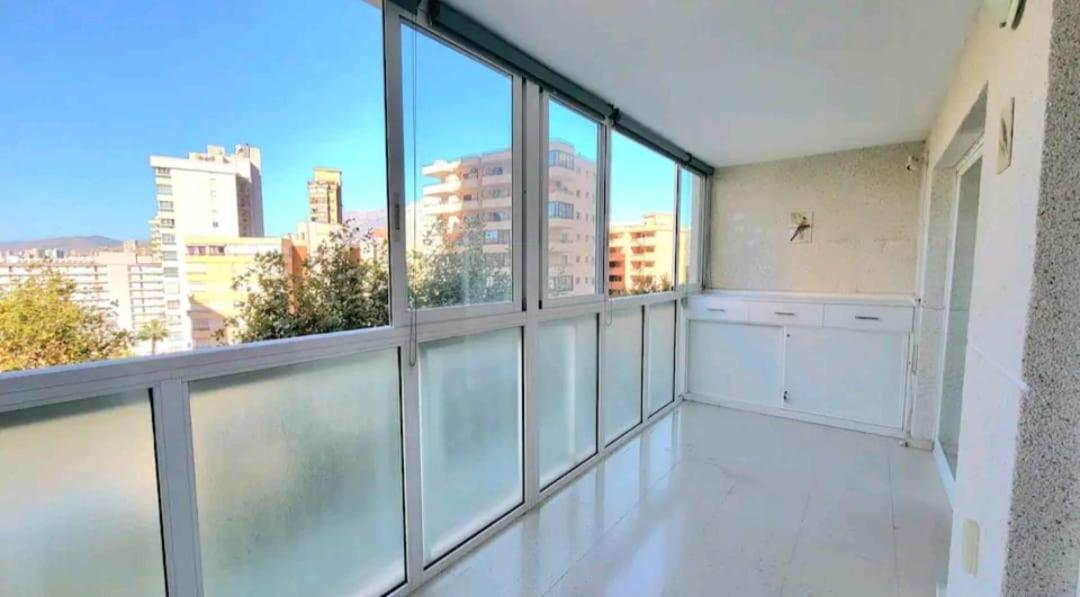 Ferienwohnung Vacanza Luxury Complex- Parking , Pool Only In The Summer , Rincon De Loix Benidorm Exterior foto