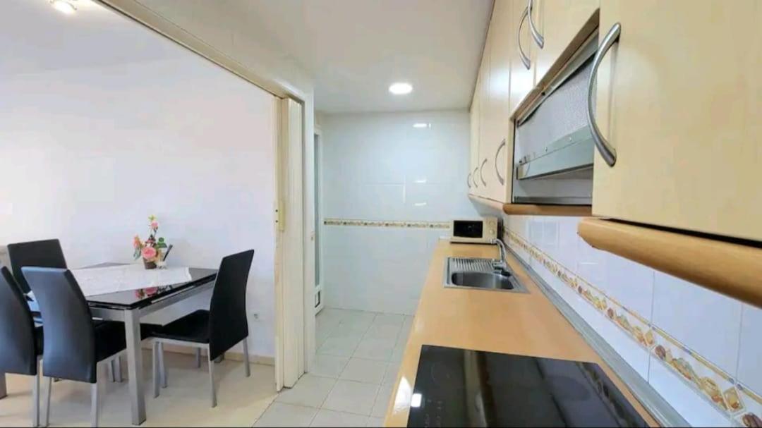 Ferienwohnung Vacanza Luxury Complex- Parking , Pool Only In The Summer , Rincon De Loix Benidorm Exterior foto
