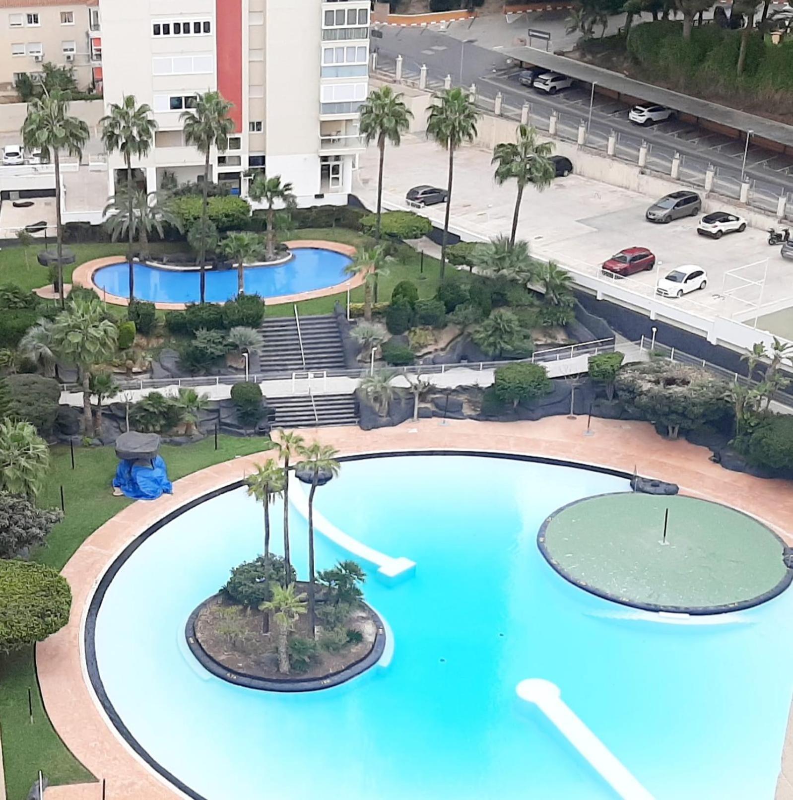 Ferienwohnung Vacanza Luxury Complex- Parking , Pool Only In The Summer , Rincon De Loix Benidorm Exterior foto