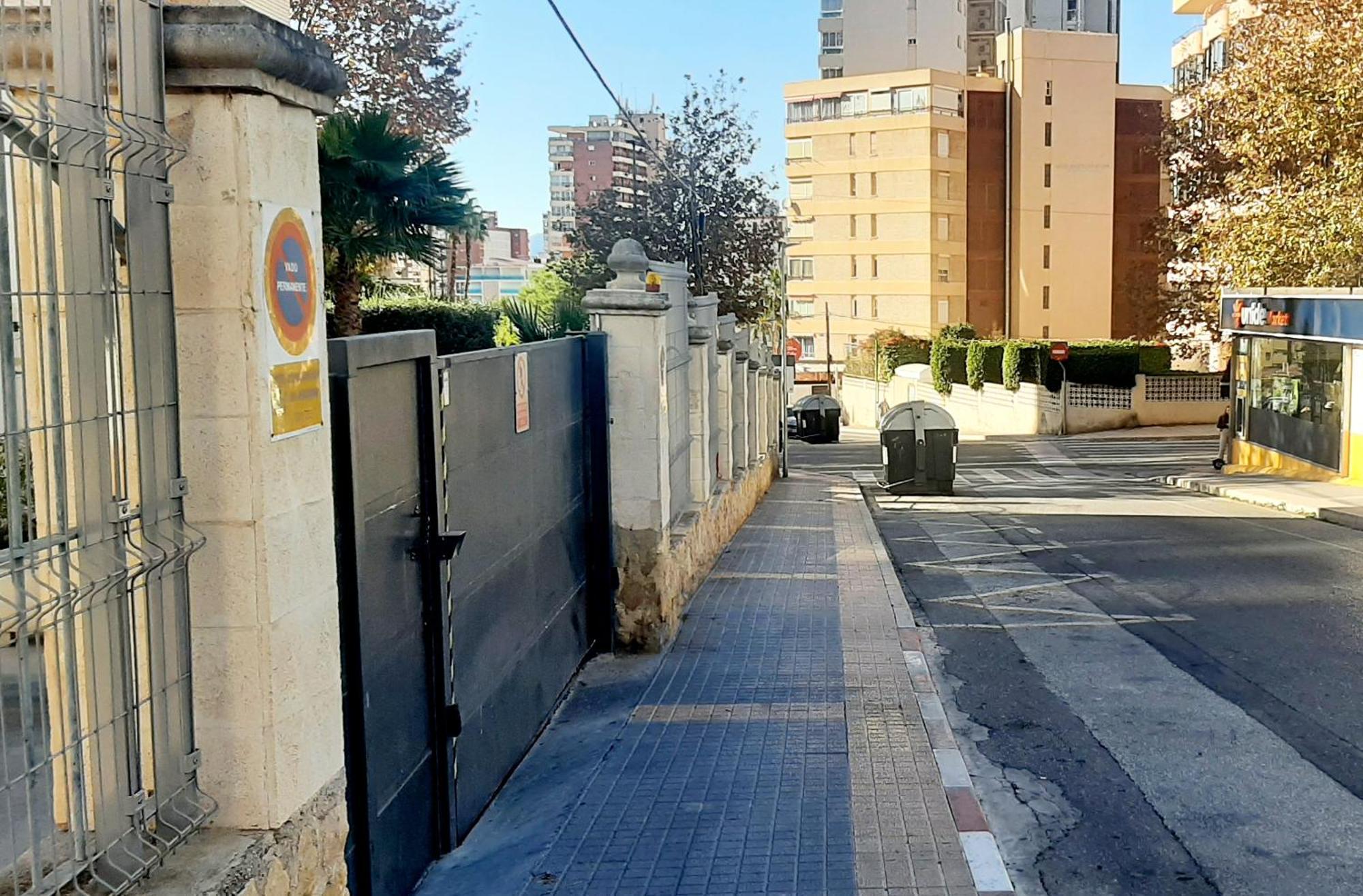 Ferienwohnung Vacanza Luxury Complex- Parking , Pool Only In The Summer , Rincon De Loix Benidorm Exterior foto